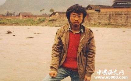 海子逝世30周年海子為什么臥軌？