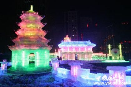 哈爾濱冰燈游園會(huì)簡介冰燈游園會(huì)舉辦時(shí)間發(fā)展歷史介紹