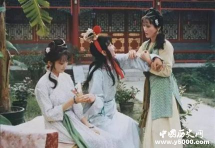 紅樓夢麝月人物分析麝月的結(jié)局如何評價麝月？