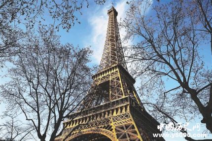 埃菲爾鐵塔130歲埃菲爾鐵塔象征著什么？