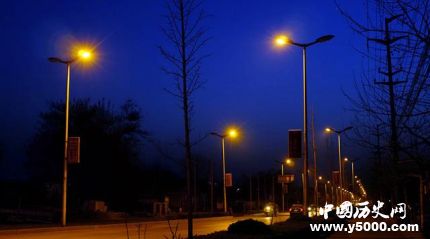 廣州試點(diǎn)智慧路燈什么是智慧路燈？