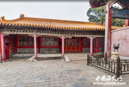 故宮發(fā)現(xiàn)清宮春節(jié)曲目戲折清朝皇帝是怎么過(guò)春節(jié)的？