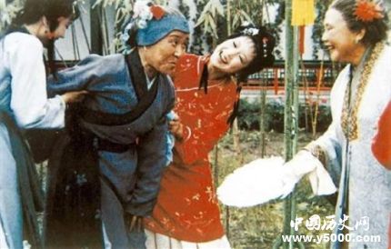 紅樓夢劉姥姥人物分析劉姥姥為什么進(jìn)賈府？