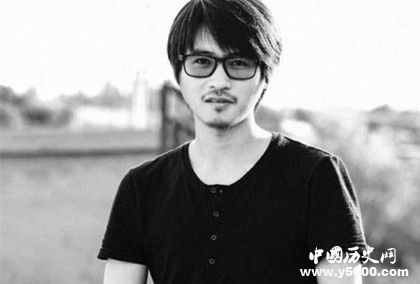 韓寒簡介生平經(jīng)歷介紹韓寒有哪些作品韓寒是個什么樣的人