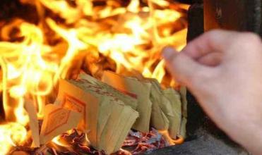 寒衣節(jié)的由來寒衣節(jié)的祭祀活動有哪些