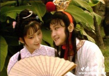 紅樓夢碧痕人物故事簡介碧痕的名字有什么特殊含義？