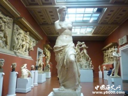 《斷臂的維納斯》內(nèi)容背景簡(jiǎn)介《斷臂的維納斯》美在何處？