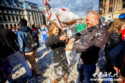國(guó)際枕頭大戰(zhàn)日起源枕頭大戰(zhàn)的規(guī)則是什么？
