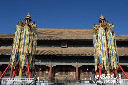 故宮天燈復原品拍出1060萬故宮天燈復原品為什么那么貴？