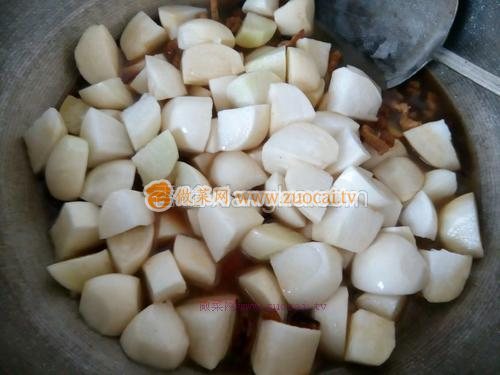 蘿卜燒肉的做法