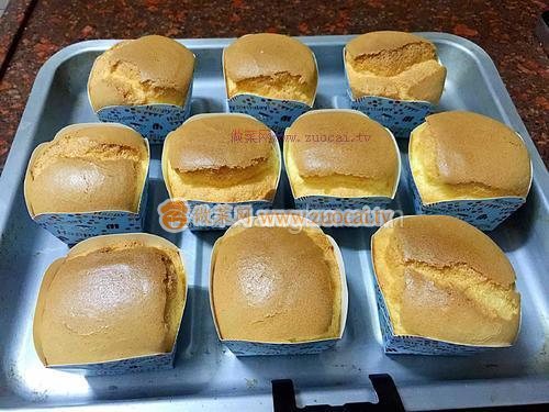 原味戚風(fēng)蛋糕杯的做法