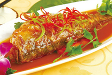 紅燒海鱸魚(yú)的做法