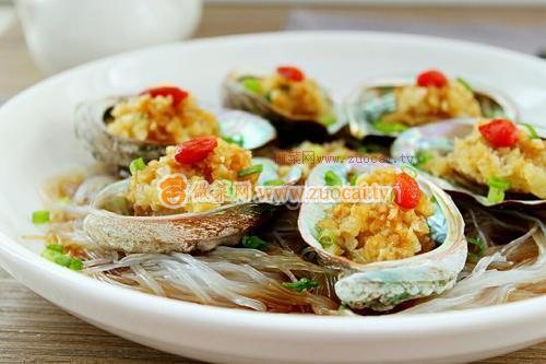 蒜蓉粉絲蒸鮑魚(yú)的做法