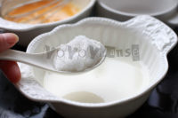 玫瑰雞蛋布丁的做法步驟2