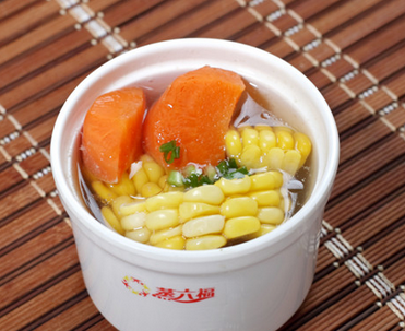 胡蘿卜玉米排骨湯