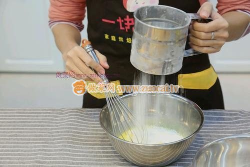 圣誕樹樁蛋糕的做法