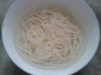 風(fēng)味豆豉醬拌面的做法步驟3