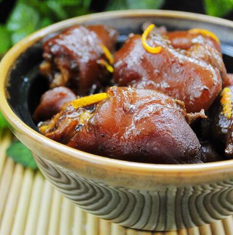 果香四溢的橙香醬豬蹄怎么做？