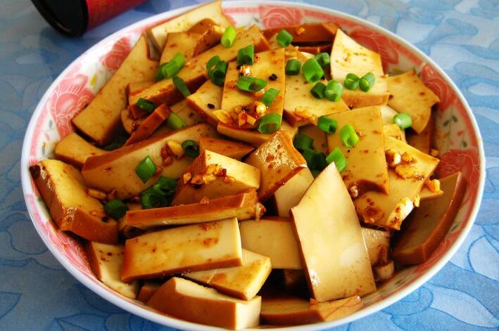 開胃解膩的小涼菜麻辣香干怎么做？