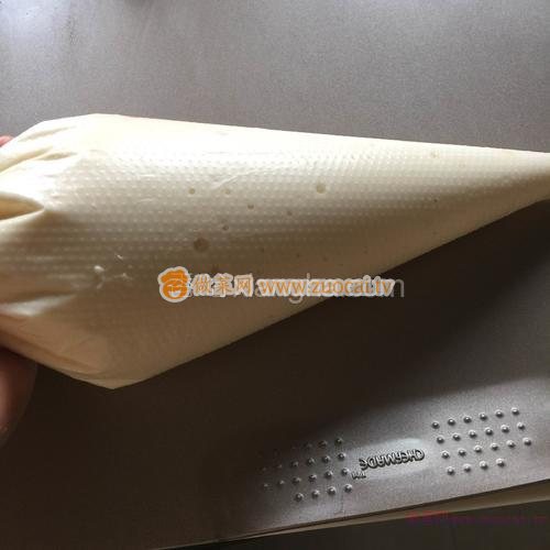 肉松蛋糕的做法