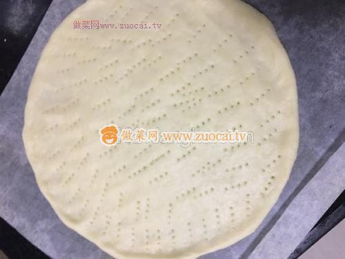 墨魚(yú)丸披薩的做法