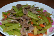 芹菜炒雞胗怎么做好吃