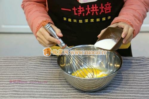 圣誕樹樁蛋糕的做法