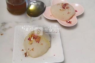 止咳潤(rùn)肺良藥——蜂蜜冰糖燉雪梨