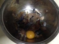 手打鲅魚魚丸的做法步驟2