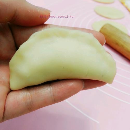 潮汕傳統(tǒng)小吃酥餃的做法