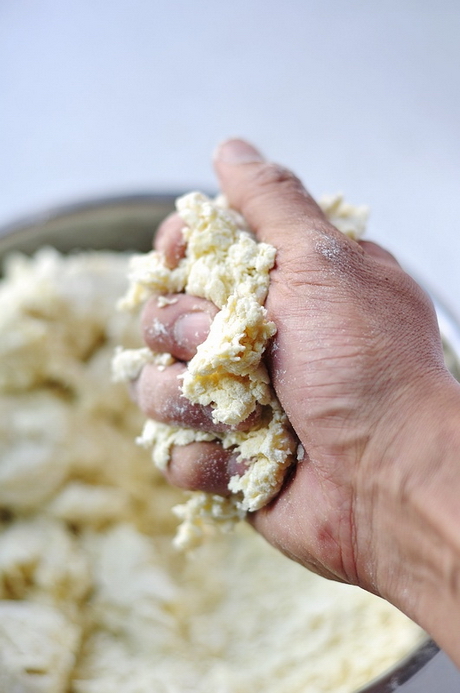 四種手搟面的做法步驟2