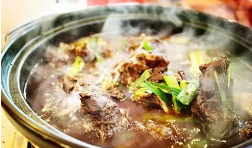 砂鍋羊蝎子怎么做？