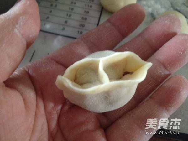 鴛鴦?wù)麸湹淖龇?/ data-TfpF=