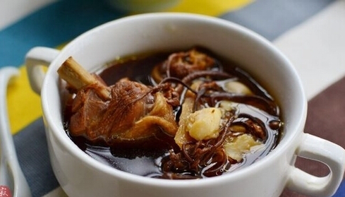 健康營(yíng)養(yǎng)的蟲草花燉鴨湯怎么做？