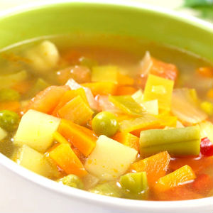 咖喱飯配什么湯 咖喱飯?jiān)趺醋龊贸?咖喱飯的熱量