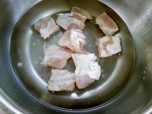 豆角土豆燉排骨的做法