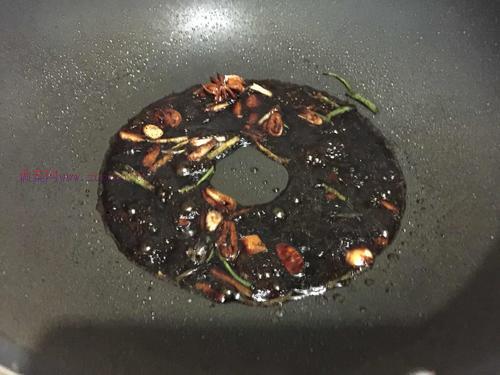 紅燒鱸魚(yú)的做法