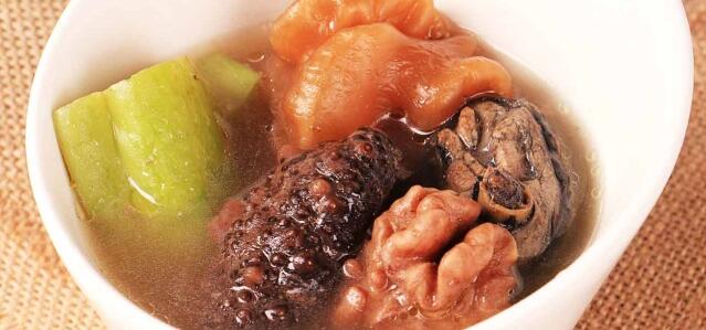 營養(yǎng)滋補美顏的花膠海參佛手瓜烏雞湯怎么做？