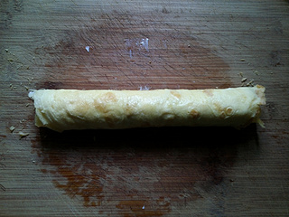 富貴黃金肉松卷的做法步驟：10