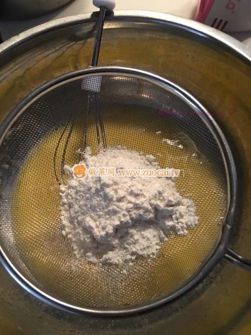 六寸戚風(fēng)的做法