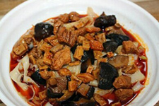 雞丁刀削面的做法