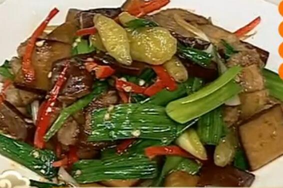 酸辣下飯的泡椒炒香干怎么做？