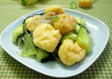搭配營養(yǎng)的青菜粉絲豆腐果怎么做？