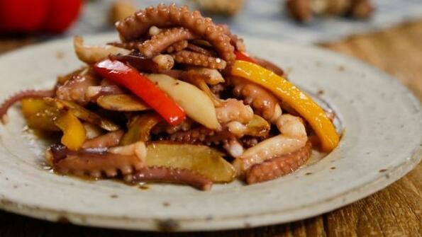 辛香濃郁的沙姜爆炒八爪魚怎么做？