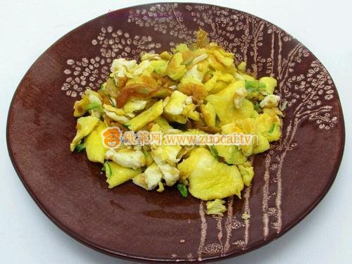 老干媽豬油蛋炒飯的做法