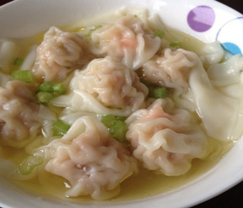 雞湯餛飩的做法 鮮肉餛飩的做法 鮮肉餛飩的營養(yǎng)價(jià)值