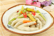 自制泡椒風(fēng)爪的方法