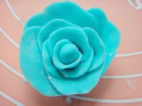 藍(lán)色妖姬翻糖蛋糕怎么做