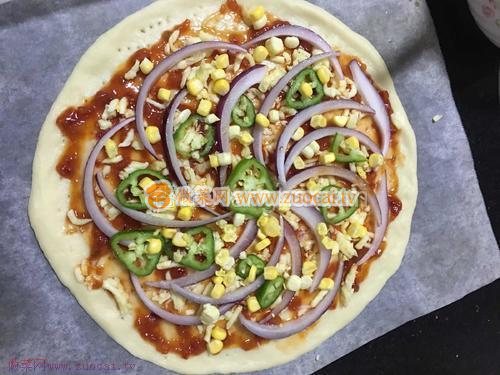 墨魚(yú)丸披薩的做法