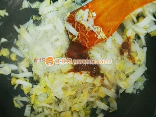 麻辣粉絲炒白菜的做法